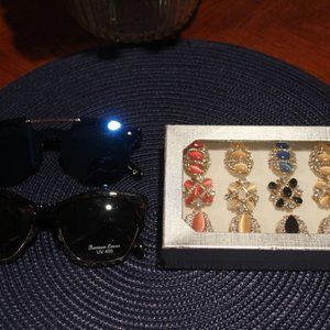 Bundle of 12 Rings and 2 Sunglasses